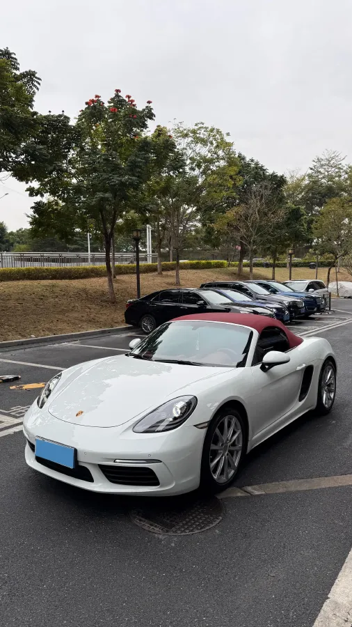 2020 Porsche 718 2.0T 250HP H4 7DCT,autocango,china used car exporter,china ev exporter,chinese used car exporter,chinese used ev exporter