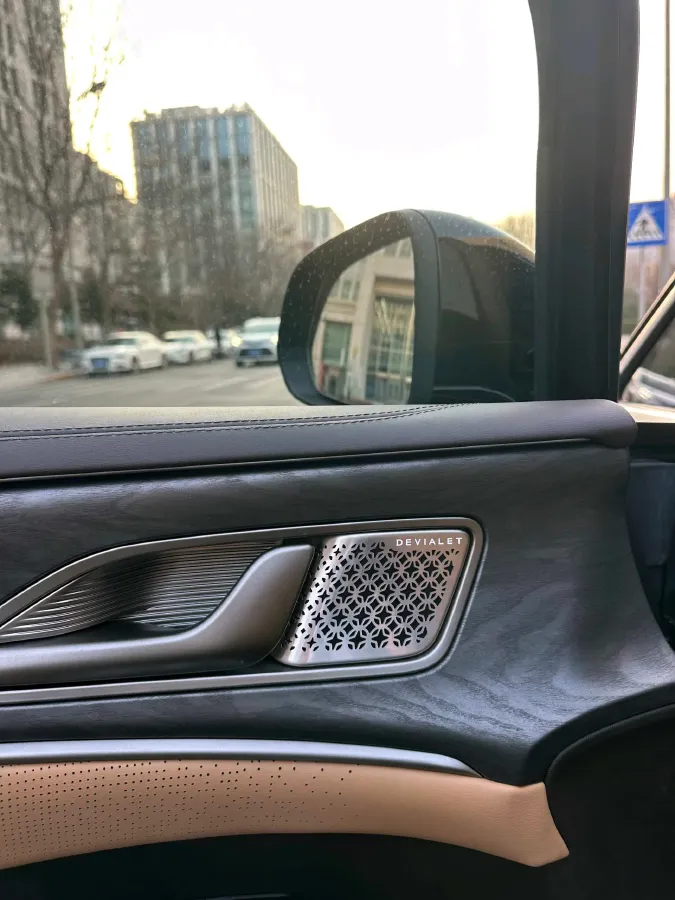 2025 Denza D9 1.5T 156HP L4 E-CVT PHEV 40KWH,autocango,china used car exporter,china ev exporter,chinese used car exporter,chinese used ev exporter