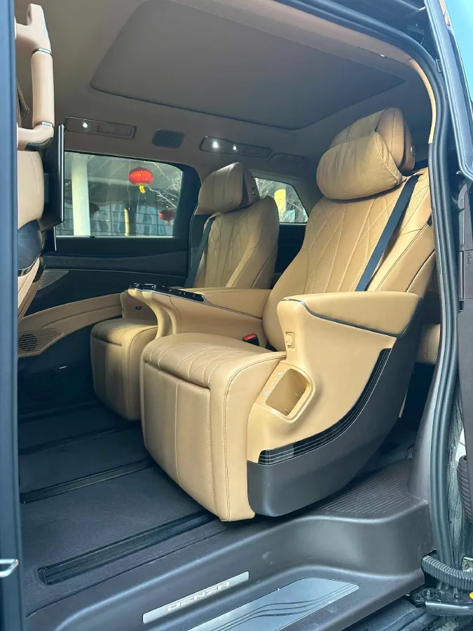 2025 Denza D9 1.5T 156HP L4 E-CVT PHEV 40KWH,autocango,china used car exporter,china ev exporter,chinese used car exporter,chinese used ev exporter