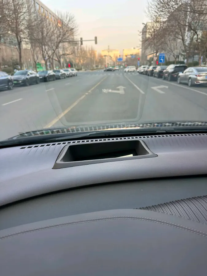 2025 Denza D9 1.5T 156HP L4 E-CVT PHEV 40KWH,autocango,china used car exporter,china ev exporter,chinese used car exporter,chinese used ev exporter