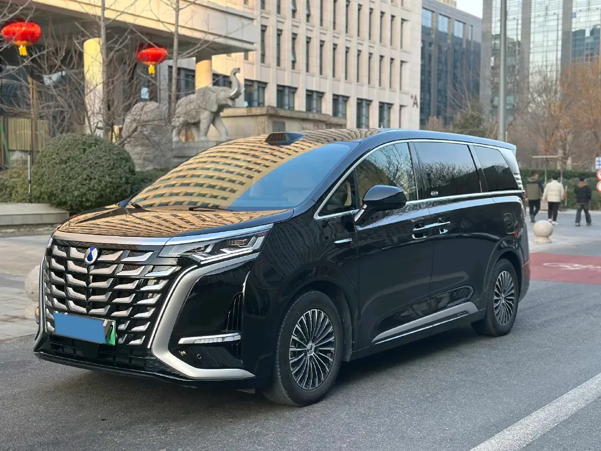 2025 Denza D9 1.5T 156HP L4 E-CVT PHEV 40KWH,autocango,china used car exporter,china ev exporter,chinese used car exporter,chinese used ev exporter