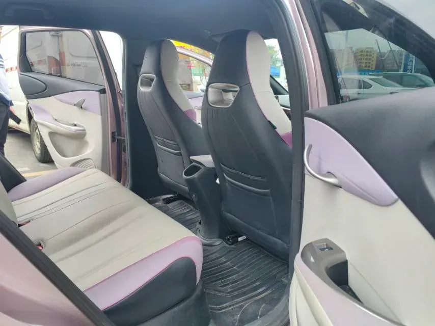 2021 Ford Escort 1.5L 122HP L3 6AT,autocango,china used car exporter,china ev exporter,chinese used car exporter,chinese used ev exporter