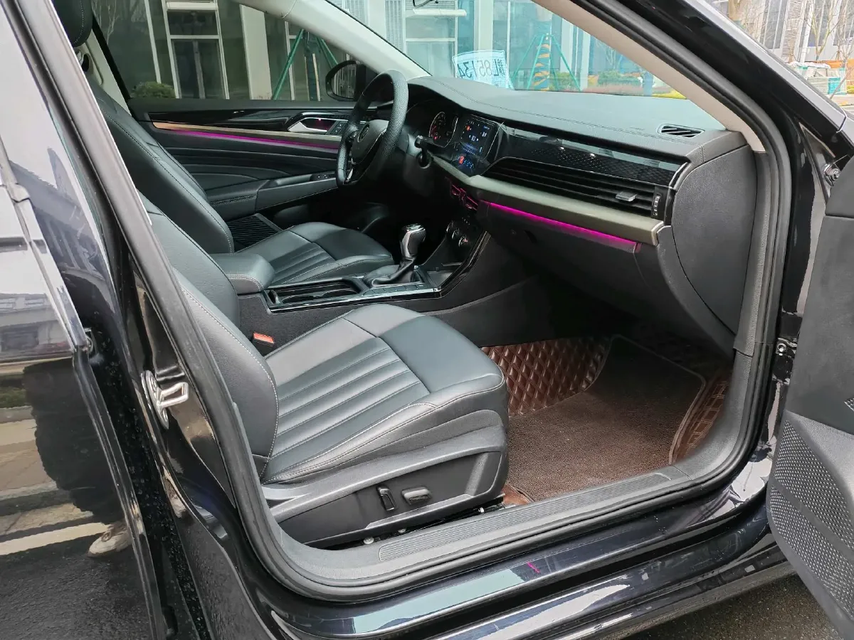 2020 Volkswagen Passat 1.4T 150HP L4 7DCT,autocango,china used car exporter,china ev exporter,chinese used car exporter,chinese used ev exporter