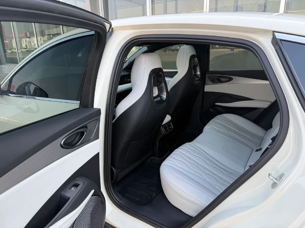 2024 BYD Seal06 1.5L 101HP L4 E-CVT PHEV 15.87KWH,autocango,china used car exporter,china ev exporter,chinese used car exporter,chinese used ev exporter