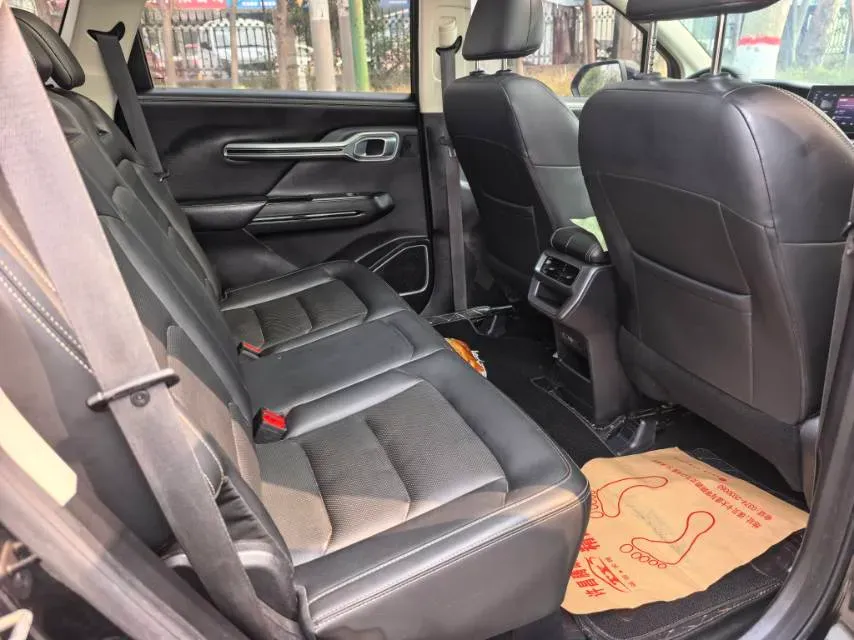 2020 Geely Okavango 1.8T 184HP L4 7DCT,autocango,china used car exporter,china ev exporter,chinese used car exporter,chinese used ev exporter