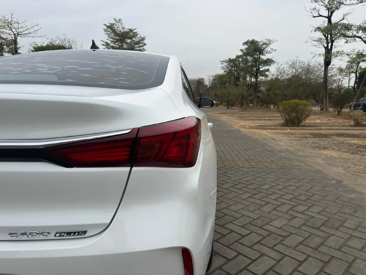 2022 ChangAn Eado 1.6L 128HP L4 5MT,autocango,china used car exporter,china ev exporter,chinese used car exporter,chinese used ev exporter