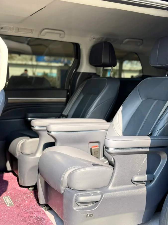 2024 GAC Trumpchi M8 2.0T 252HP L4 8AT,autocango,china used car exporter,china ev exporter,chinese used car exporter,chinese used ev exporter