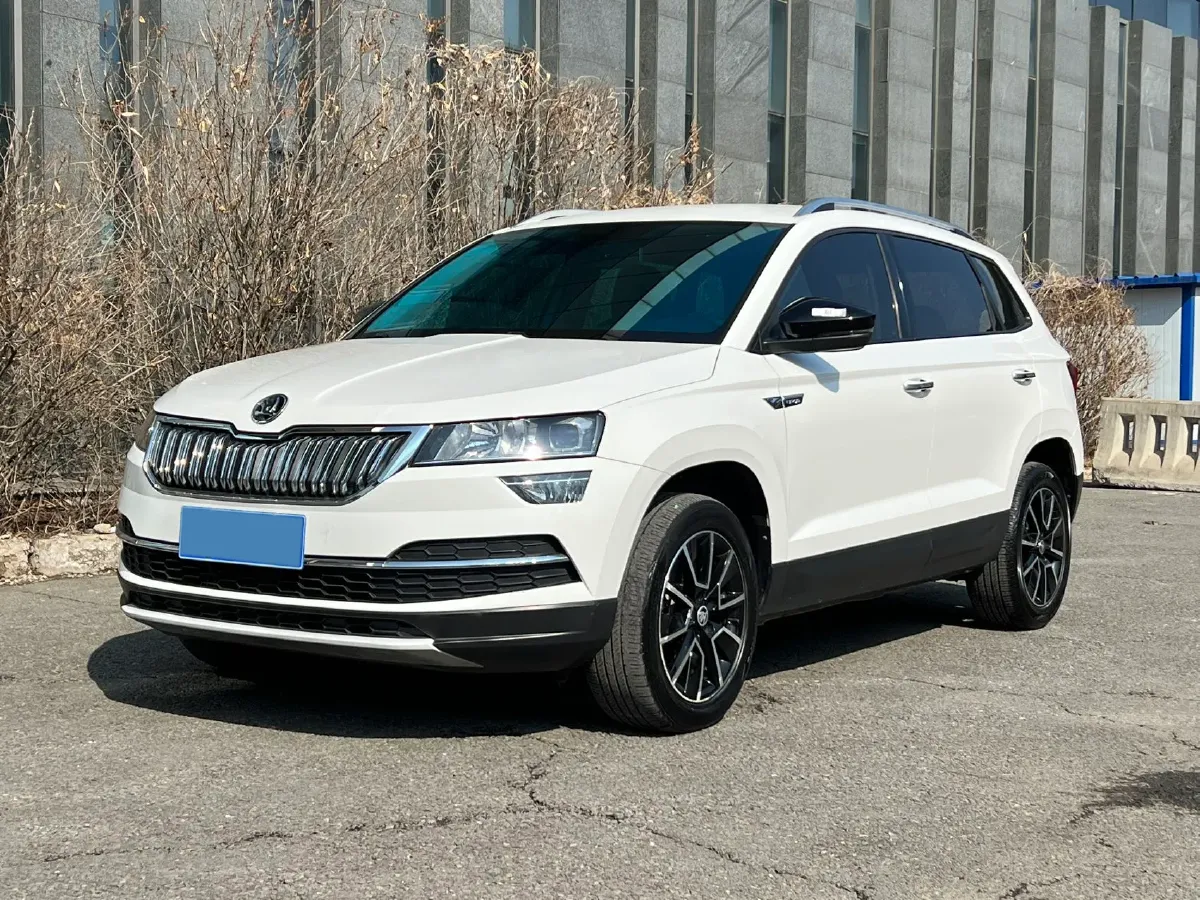 2021 Skoda Karoq 1.4T 150HP L4 7DCT,autocango,china used car exporter,china ev exporter,chinese used car exporter,chinese used ev exporter
