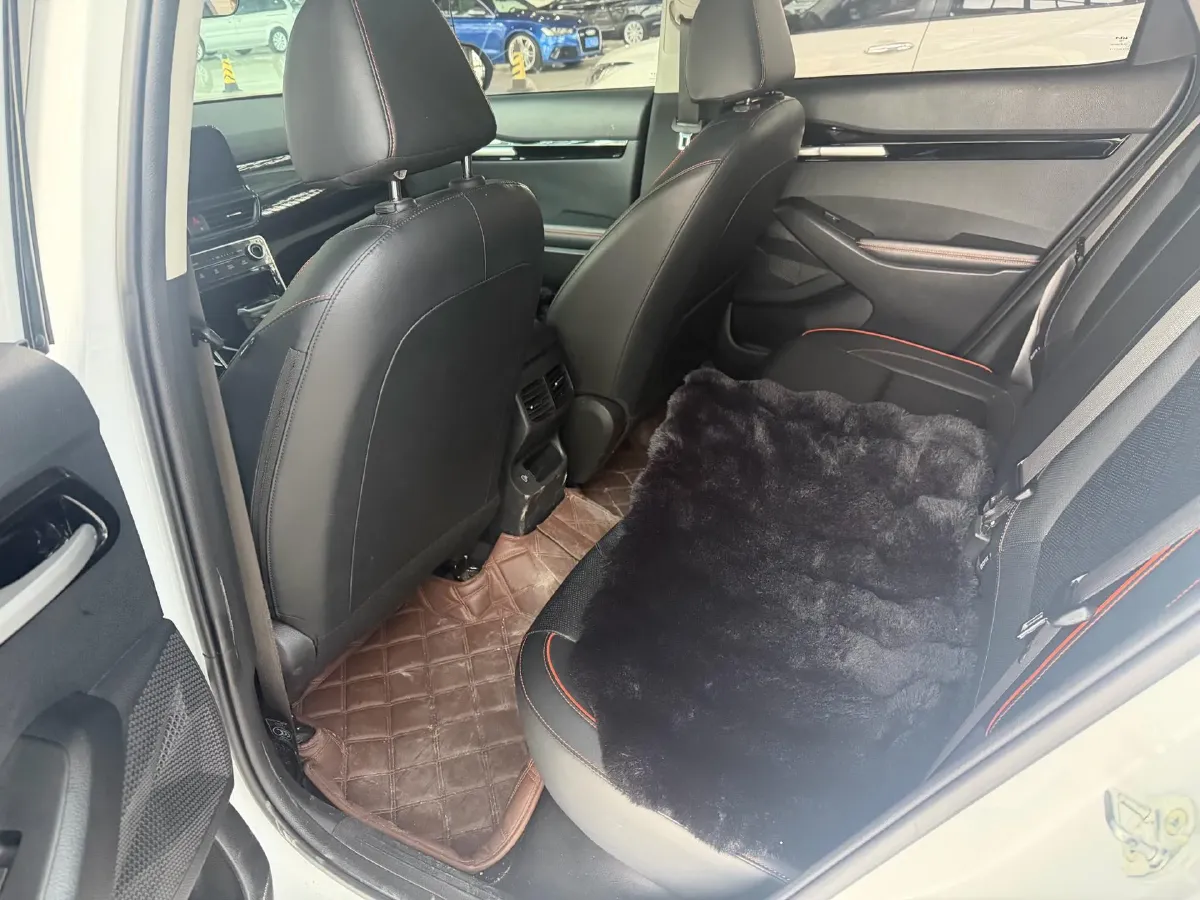 2023 Kia Seltos 1.5L 115HP L4 CVT,autocango,china used car exporter,china ev exporter,chinese used car exporter,chinese used ev exporter