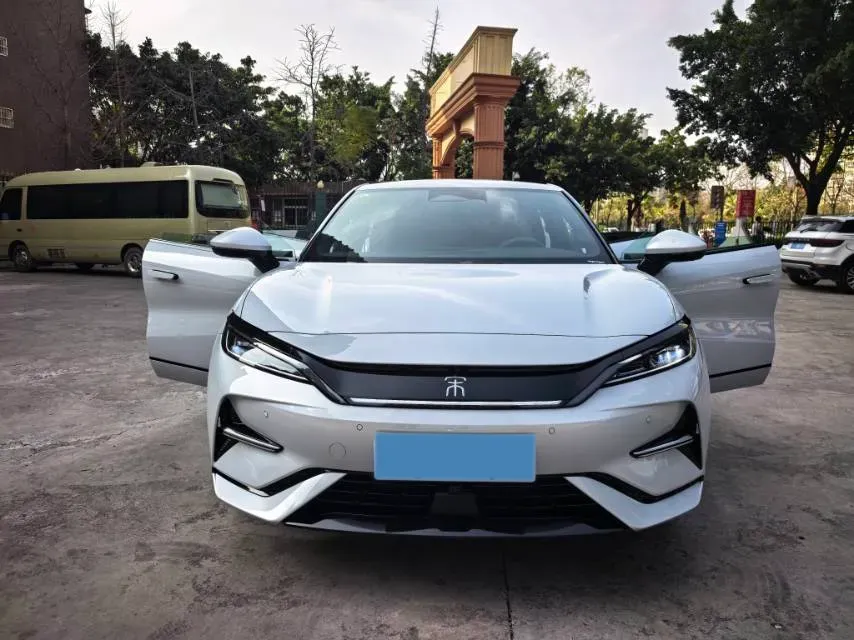 2025 BYD SongL EV BEV 71.8KWH,autocango,china used car exporter,china ev exporter,chinese used car exporter,chinese used ev exporter