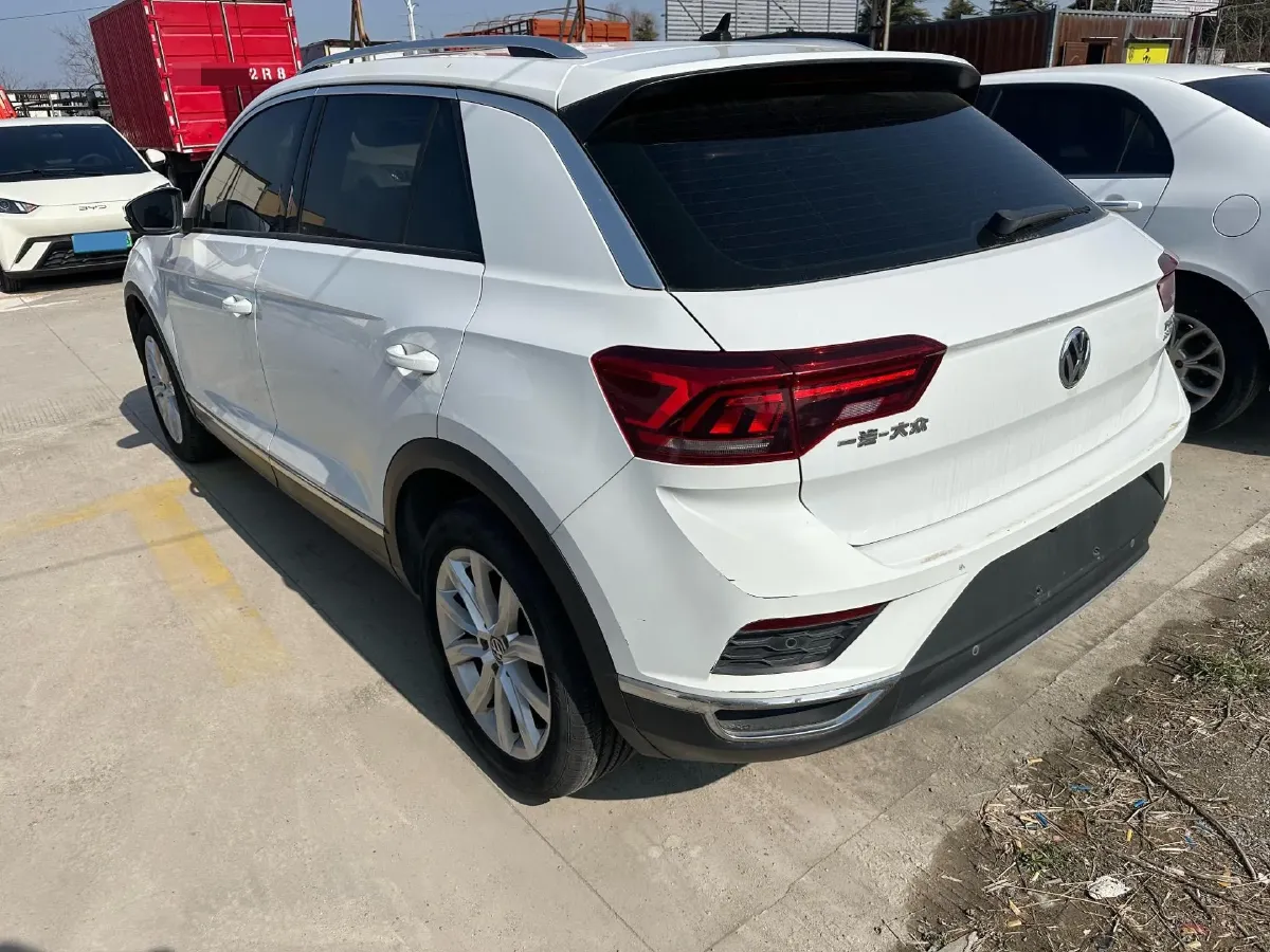 2019 Volkswagen T-Roc 1.4T 131HP L4 7DCT,autocango,china used car exporter,china ev exporter,chinese used car exporter,chinese used ev exporter