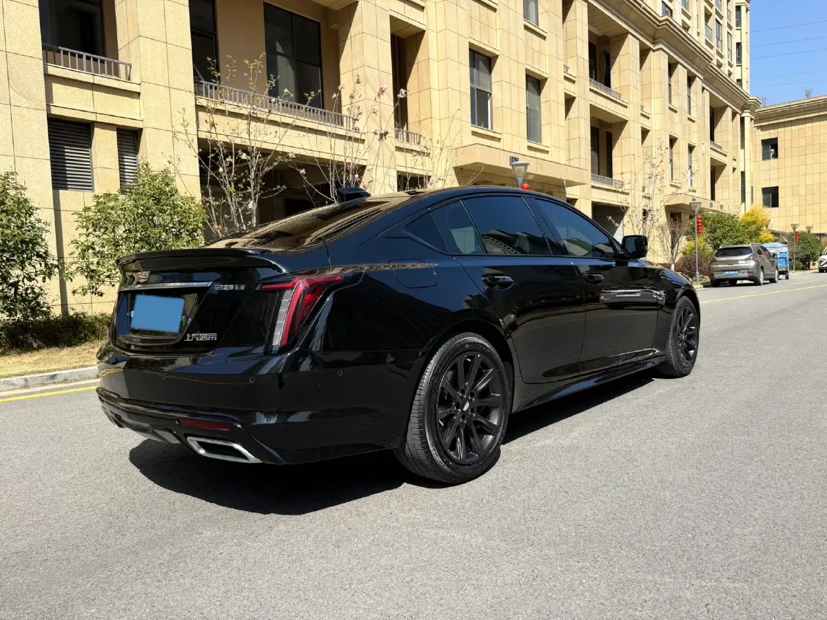 2024 Cadillac CT5 2.0T 237HP L4 10AT,autocango,china used car exporter,china ev exporter,chinese used car exporter,chinese used ev exporter