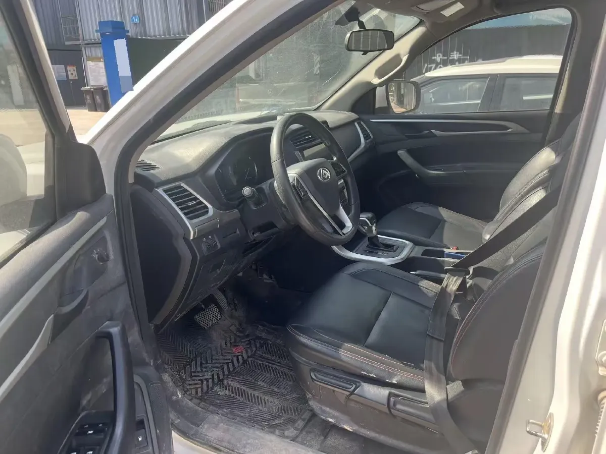 2017 MAXUS T60 2.0T 224HP L4 6AT,autocango,china used car exporter,china ev exporter,chinese used car exporter,chinese used ev exporter