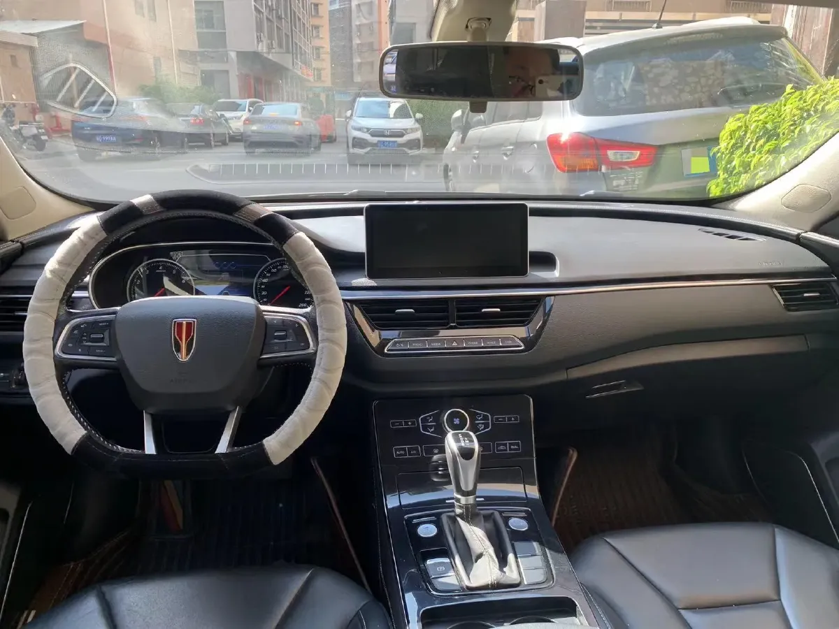 2019 HongQi H5 1.8T 180HP L4 6AT,autocango,china used car exporter,china ev exporter,chinese used car exporter,chinese used ev exporter