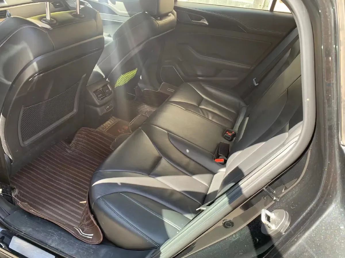 2019 HongQi H5 1.8T 180HP L4 6AT,autocango,china used car exporter,china ev exporter,chinese used car exporter,chinese used ev exporter