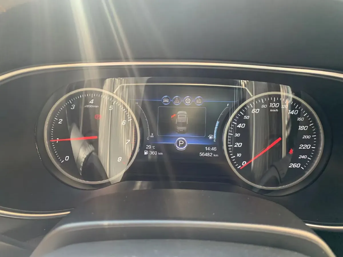 2019 HongQi H5 1.8T 180HP L4 6AT,autocango,china used car exporter,china ev exporter,chinese used car exporter,chinese used ev exporter