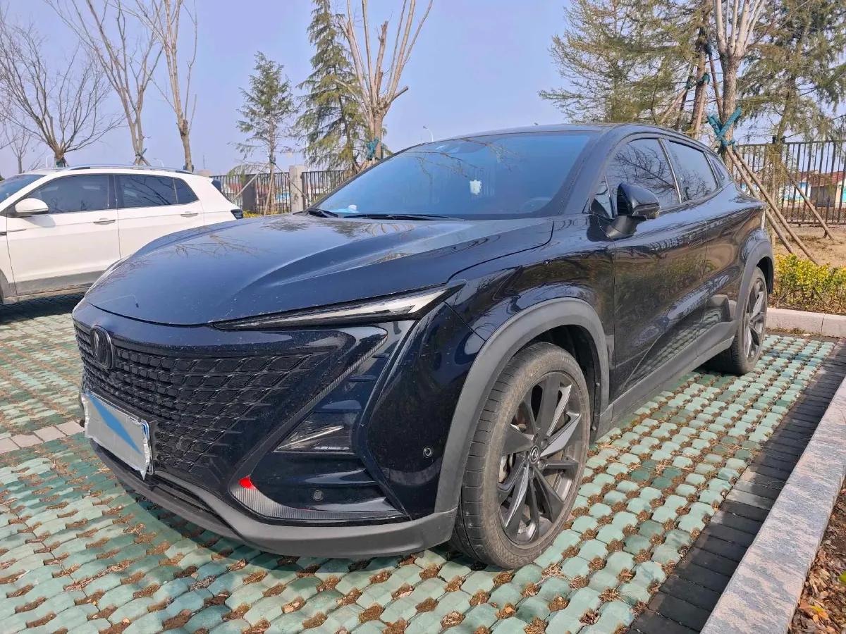 2020 ChangAn UNI-T 1.5T 180HP L4 7DCT,autocango,china used car exporter,china ev exporter,chinese used car exporter,chinese used ev exporter