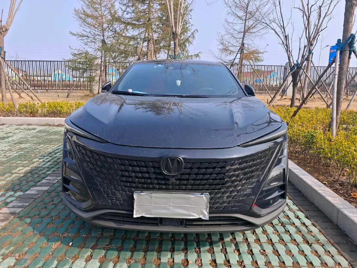 2020 ChangAn UNI-T 1.5T 180HP L4 7DCT,autocango,china used car exporter,china ev exporter,chinese used car exporter,chinese used ev exporter