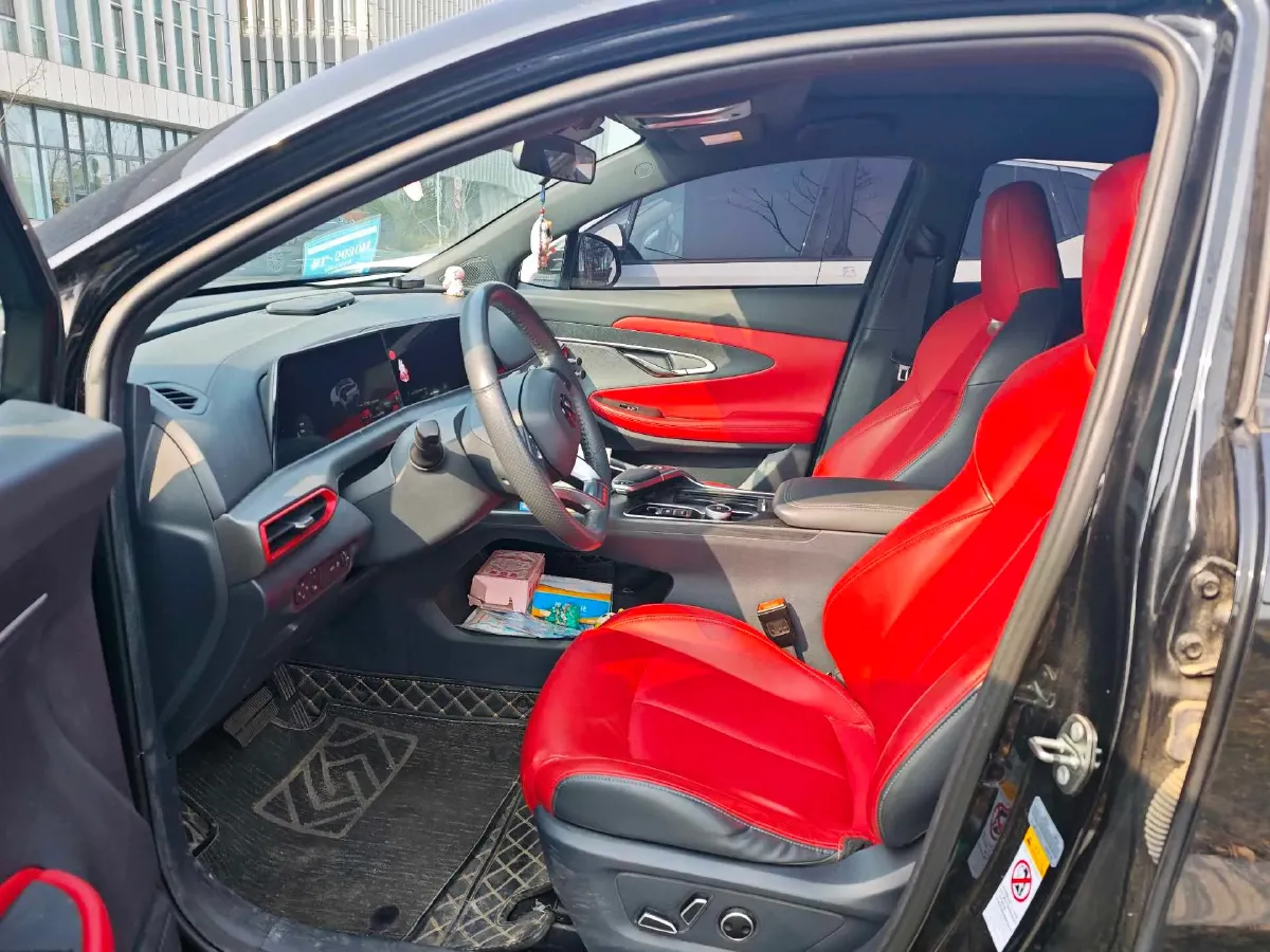 2020 ChangAn UNI-T 1.5T 180HP L4 7DCT,autocango,china used car exporter,china ev exporter,chinese used car exporter,chinese used ev exporter