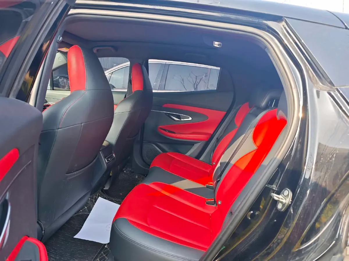 2020 ChangAn UNI-T 1.5T 180HP L4 7DCT,autocango,china used car exporter,china ev exporter,chinese used car exporter,chinese used ev exporter