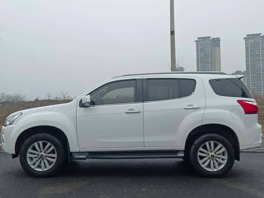 2018 Isuzu Mu-X 1.9T 163HP L4 6AT,autocango,china used car exporter,china ev exporter,chinese used car exporter,chinese used ev exporter