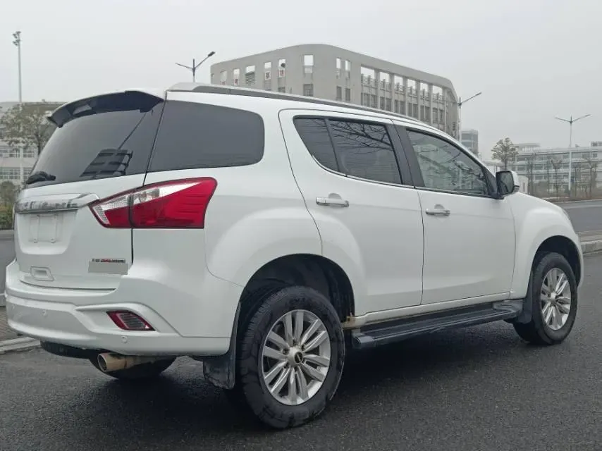 2018 Isuzu Mu-X 1.9T 163HP L4 6AT,autocango,china used car exporter,china ev exporter,chinese used car exporter,chinese used ev exporter