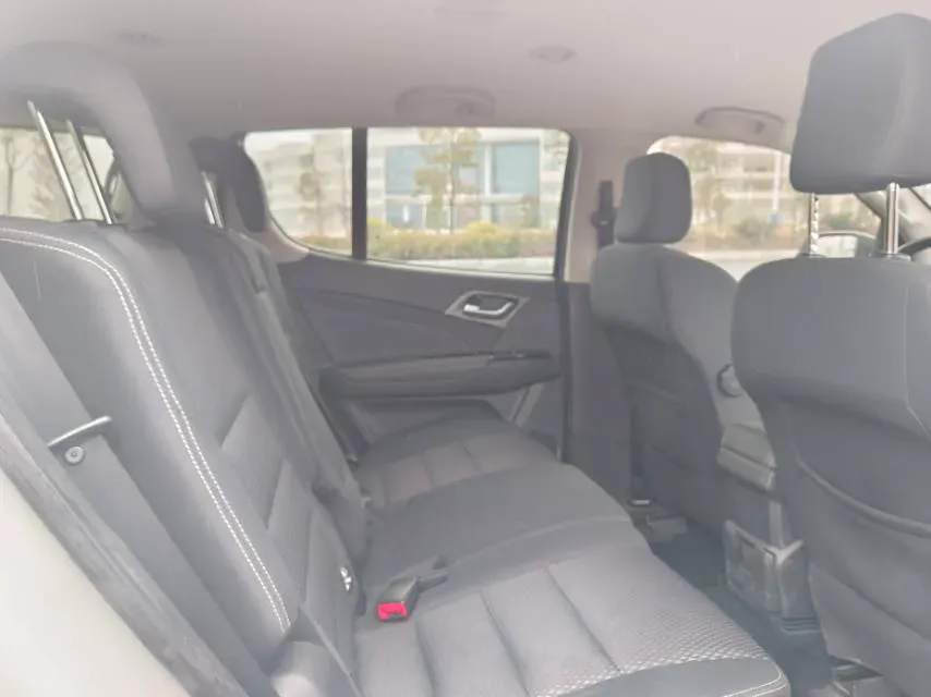 2018 Isuzu Mu-X 1.9T 163HP L4 6AT,autocango,china used car exporter,china ev exporter,chinese used car exporter,chinese used ev exporter