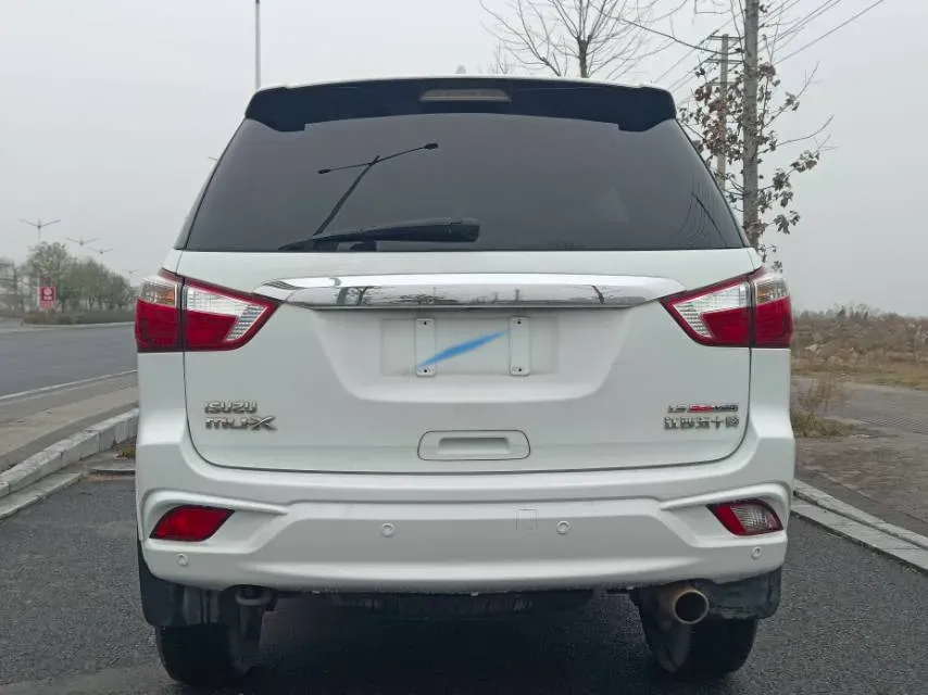 2018 Isuzu Mu-X 1.9T 163HP L4 6AT,autocango,china used car exporter,china ev exporter,chinese used car exporter,chinese used ev exporter