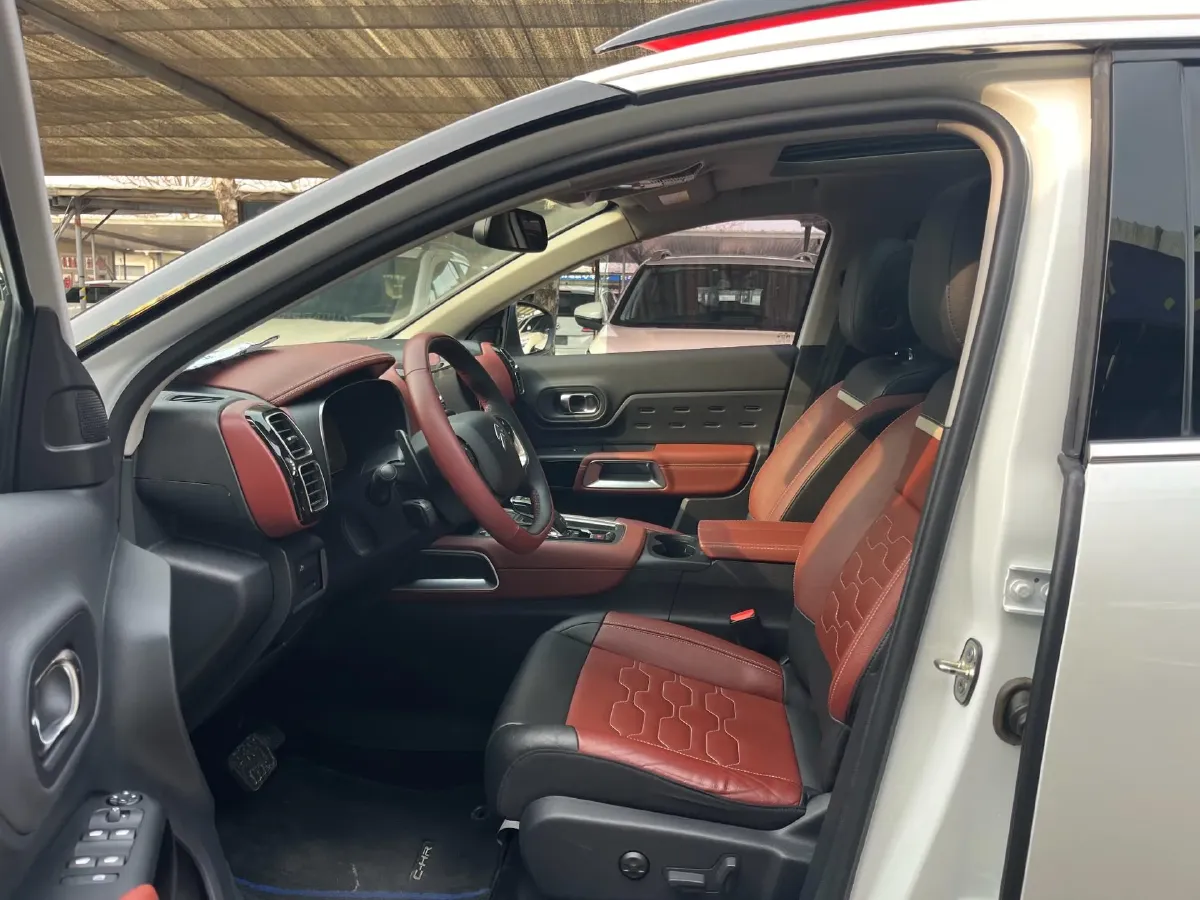 2019 Citroen C5 Aircross 1.8T 204HP L4 6AT,autocango,china used car exporter,china ev exporter,chinese used car exporter,chinese used ev exporter