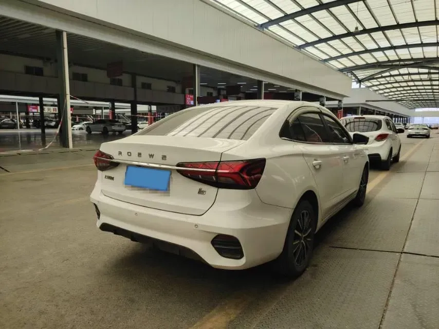 2021 Roewe i5 1.5L 120HP L4 CVT,autocango,china used car exporter,china ev exporter,chinese used car exporter,chinese used ev exporter