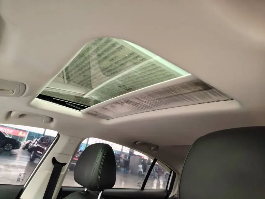 2021 Roewe i5 1.5L 120HP L4 CVT,autocango,china used car exporter,china ev exporter,chinese used car exporter,chinese used ev exporter