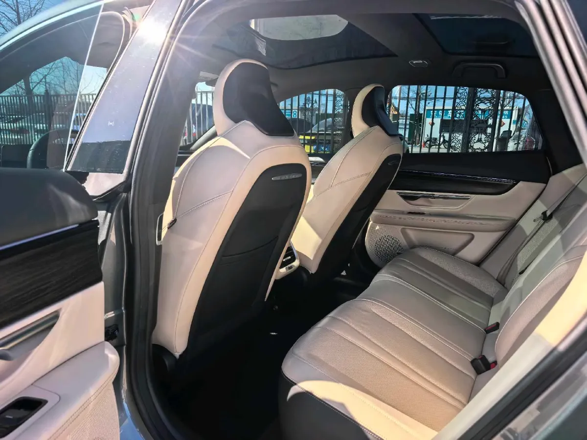 2020 Volkswagen Tayron 2.0T 220HP L4 7DCT,autocango,china used car exporter,china ev exporter,chinese used car exporter,chinese used ev exporter