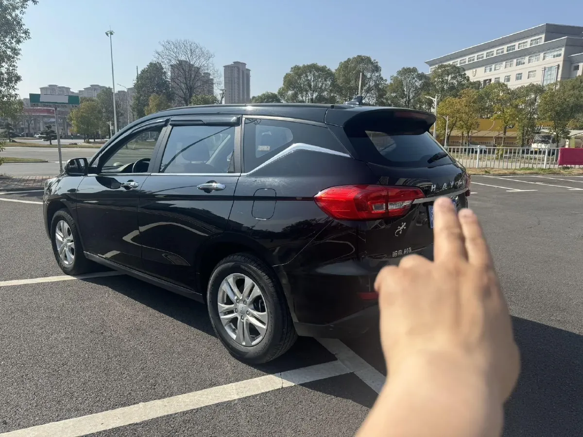 2019 Haval M6 1.5T 150HP L4 7DCT,autocango,china used car exporter,china ev exporter,chinese used car exporter,chinese used ev exporter