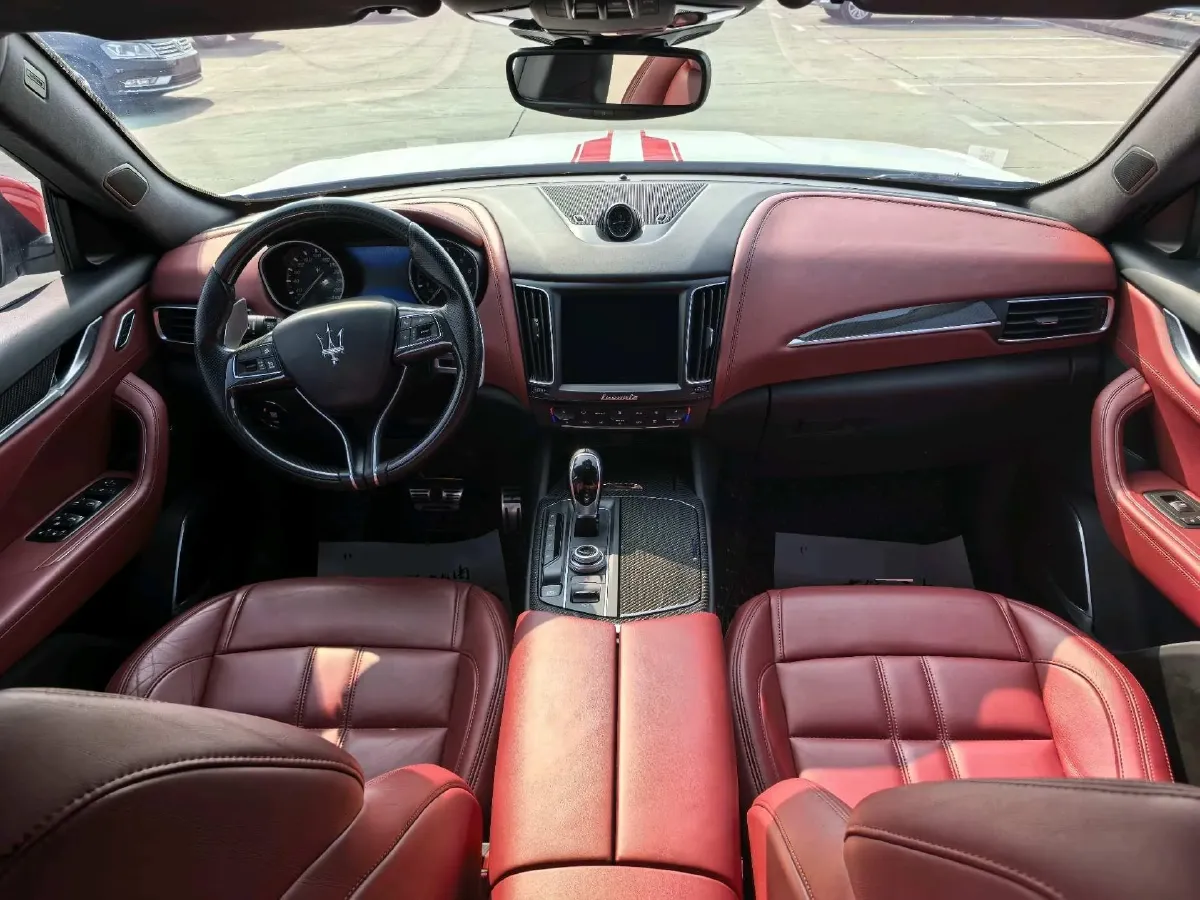 2018 Jaguar XJ 3.0T 340HP V6 8AT,autocango,china used car exporter,china ev exporter,chinese used car exporter,chinese used ev exporter