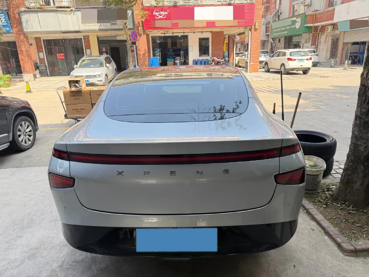 2022 Xpeng P7 BEV 60.2KWH,autocango,china used car exporter,china ev exporter,chinese used car exporter,chinese used ev exporter