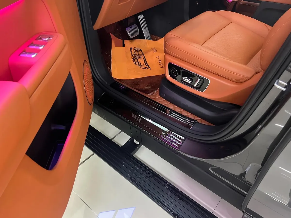 2023 Li L8 Range Extended 154HP REEV 40.9KWH,autocango,china used car exporter,china ev exporter,chinese used car exporter,chinese used ev exporter