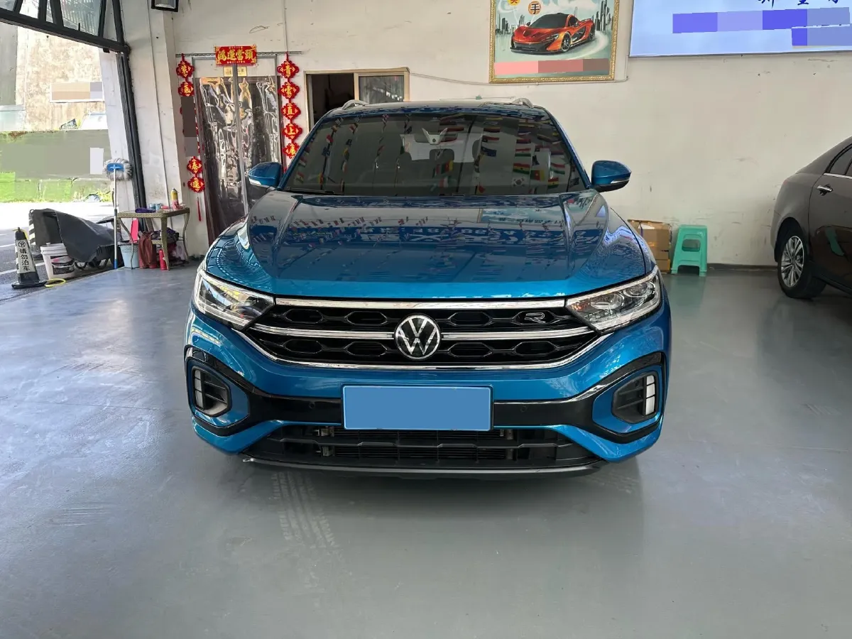 2023 Volkswagen T-Roc 1.5T 160HP L4 7DCT,autocango,china used car exporter,china ev exporter,chinese used car exporter,chinese used ev exporter