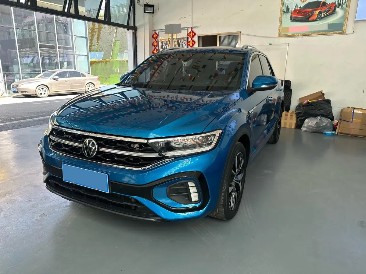 2023 Volkswagen T-Roc 1.5T 160HP L4 7DCT,autocango,china used car exporter,china ev exporter,chinese used car exporter,chinese used ev exporter