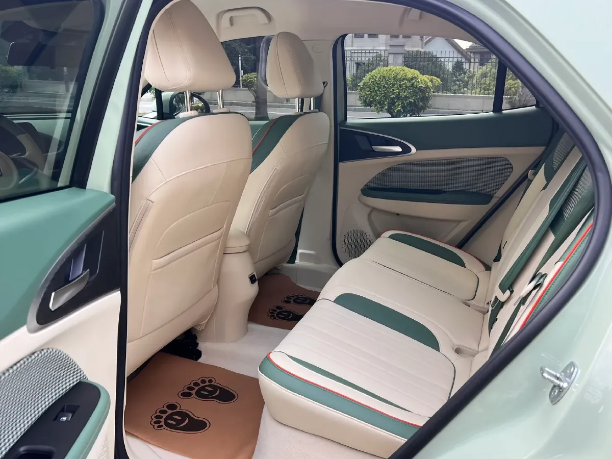 2022 ChangAn Oshan X7 Plus 1.5T 188HP L4 7DCT,autocango,china used car exporter,china ev exporter,chinese used car exporter,chinese used ev exporter