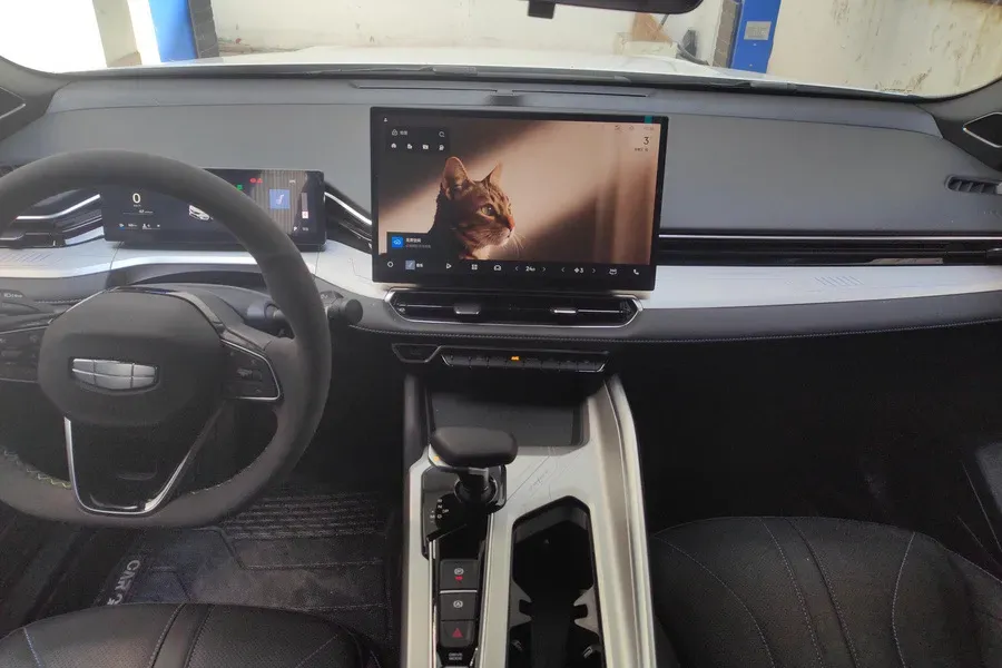 2025 Geely Preface 1.5T 181HP L4 7DCT,autocango,china used car exporter,china ev exporter,chinese used car exporter,chinese used ev exporter