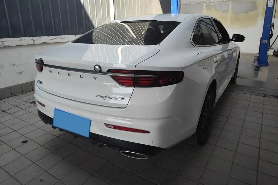 2025 Geely Preface 1.5T 181HP L4 7DCT,autocango,china used car exporter,china ev exporter,chinese used car exporter,chinese used ev exporter