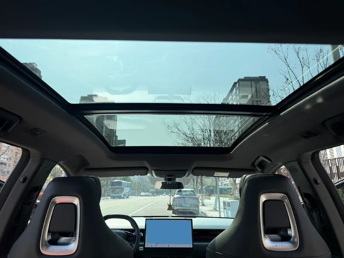 2022 Jetour DASHING 1.6T 197HP L4 7DCT,autocango,china used car exporter,china ev exporter,chinese used car exporter,chinese used ev exporter