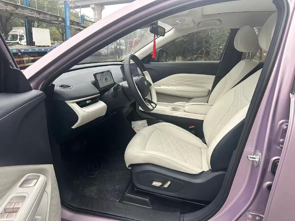 2025 ARCFOX T1 BEV,autocango,china used car exporter,china ev exporter,chinese used car exporter,chinese used ev exporter