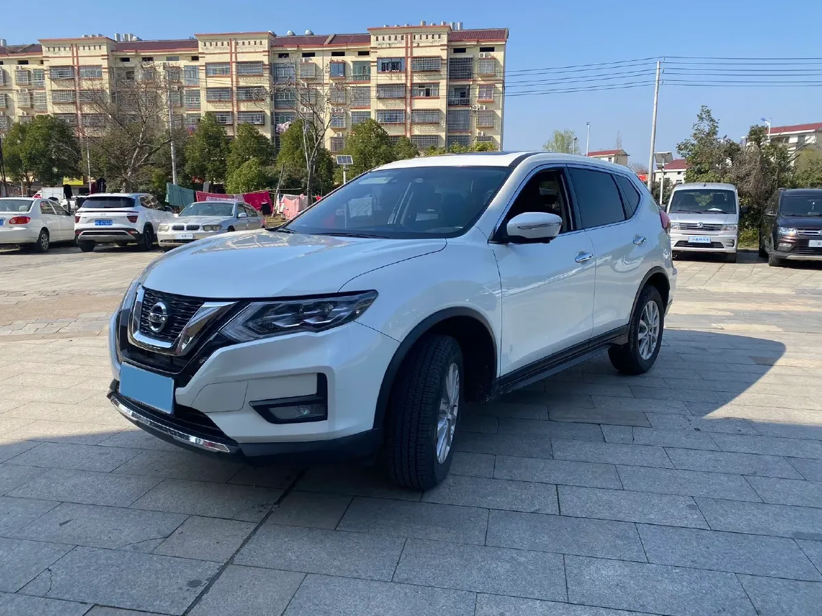 2023 Nissan X-Trail 2.0L 151HP L4 CVT,autocango,china used car exporter,china ev exporter,chinese used car exporter,chinese used ev exporter