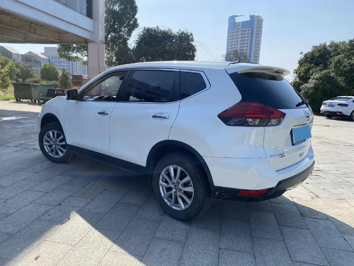 2023 Nissan X-Trail 2.0L 151HP L4 CVT,autocango,china used car exporter,china ev exporter,chinese used car exporter,chinese used ev exporter