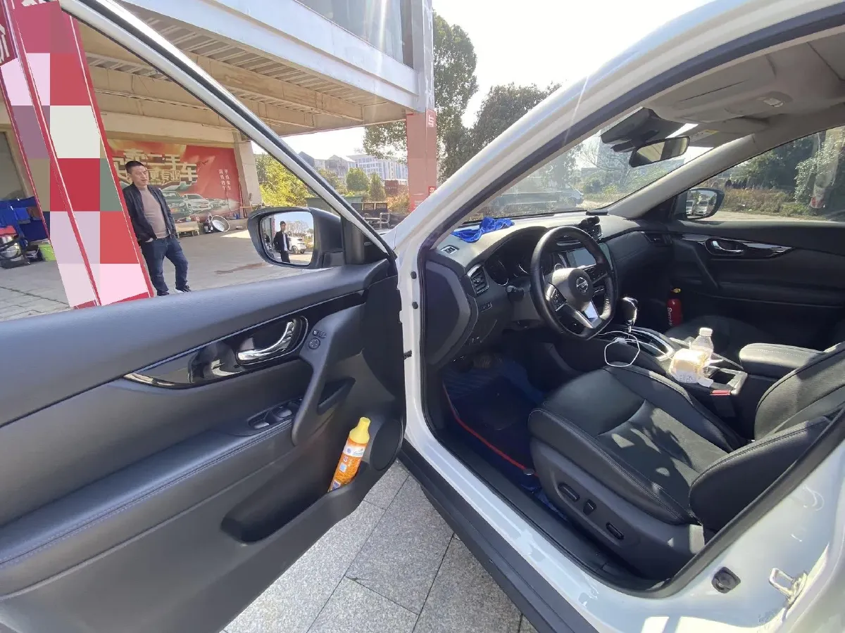 2023 Nissan X-Trail 2.0L 151HP L4 CVT,autocango,china used car exporter,china ev exporter,chinese used car exporter,chinese used ev exporter