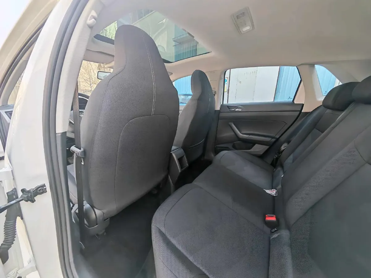 2019 Volkswagen Polo 1.5L 113HP L4 6AT,autocango,china used car exporter,china ev exporter,chinese used car exporter,chinese used ev exporter