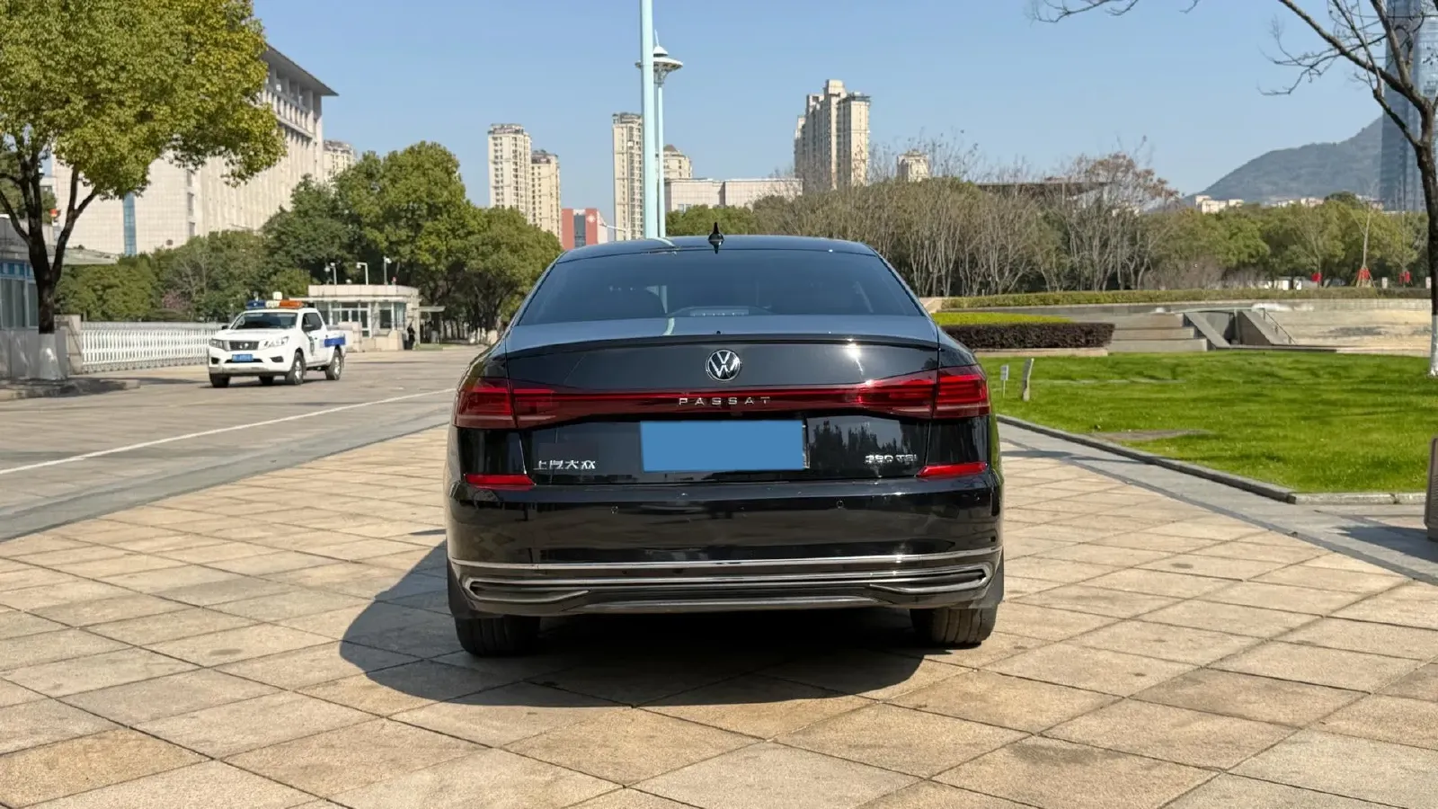 2024 Volkswagen Passat 2.0T 220HP L4 7DCT,autocango,china used car exporter,china ev exporter,chinese used car exporter,chinese used ev exporter