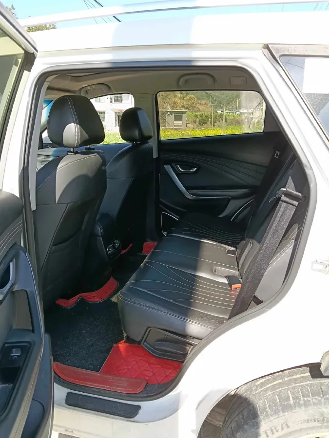 2018 Jetour X70 1.5T 147HP L4 5MT,autocango,china used car exporter,china ev exporter,chinese used car exporter,chinese used ev exporter