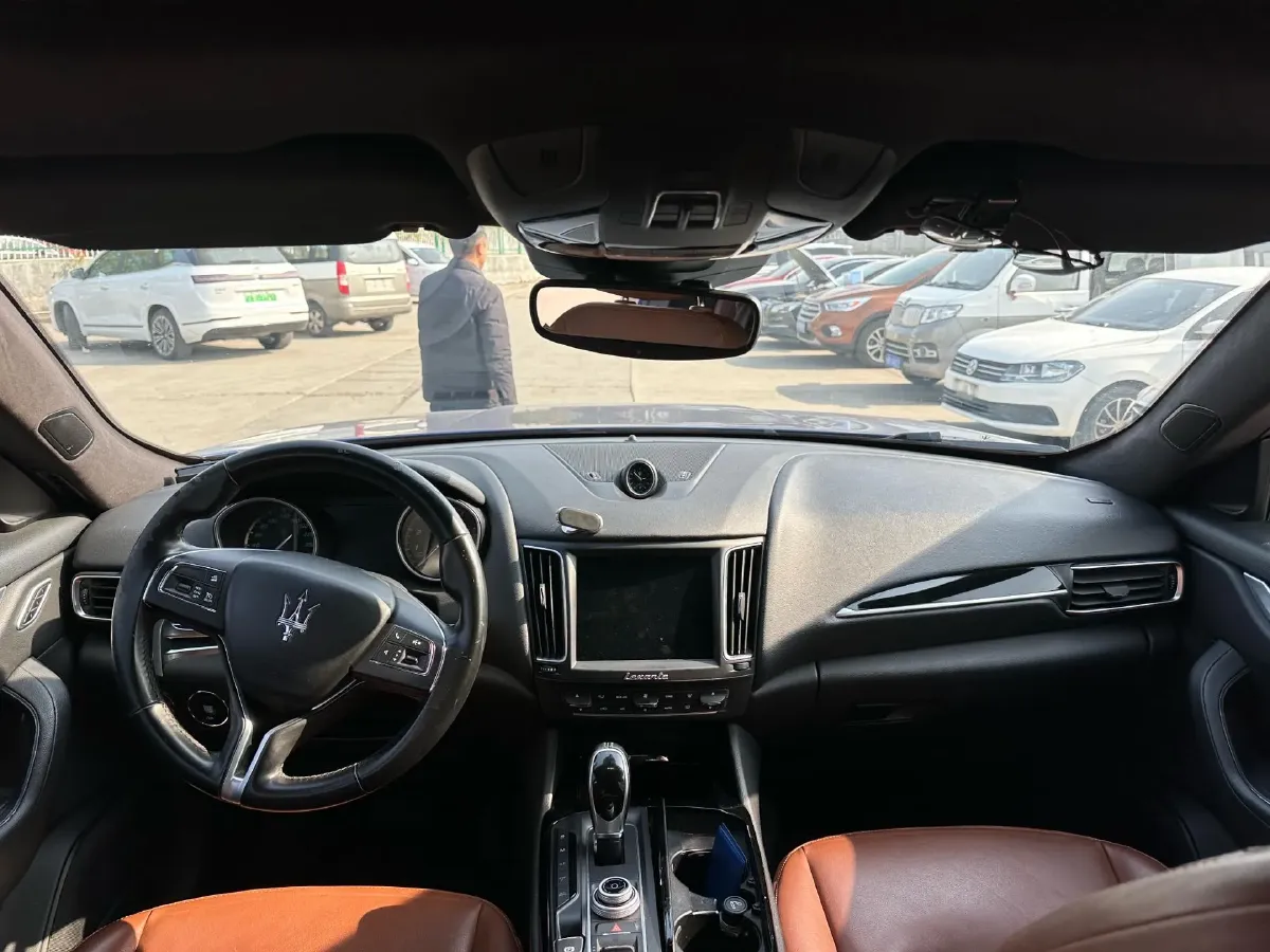 2018 Jaguar XJ 3.0T 340HP V6 8AT,autocango,china used car exporter,china ev exporter,chinese used car exporter,chinese used ev exporter